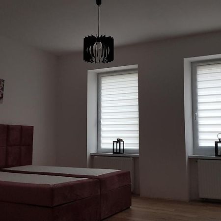 Avalon Apart 1 Legnica Eksteriør billede