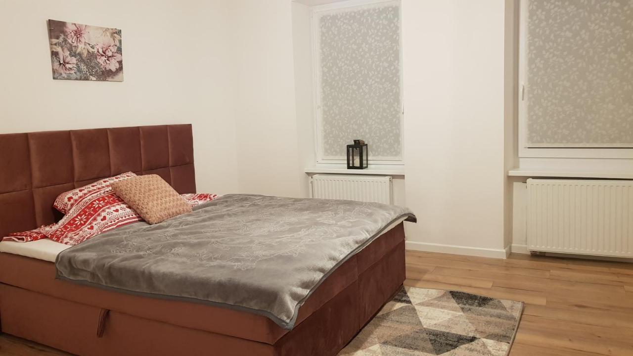 Avalon Apart 1 Legnica Eksteriør billede